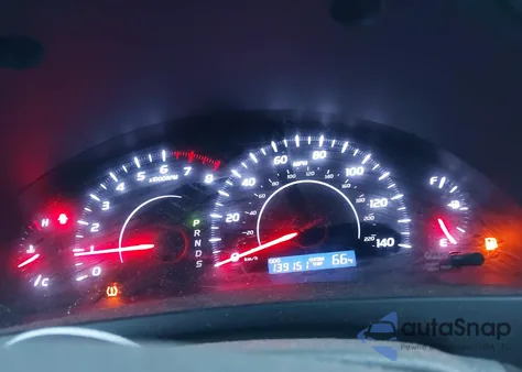 2011 Toyota Camry Le z USA, uszkodzony, nr VIN 4T4BF3EK9BR169806